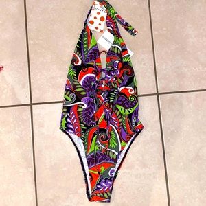 NWT!! Gorgeous One Piece Swimsuit